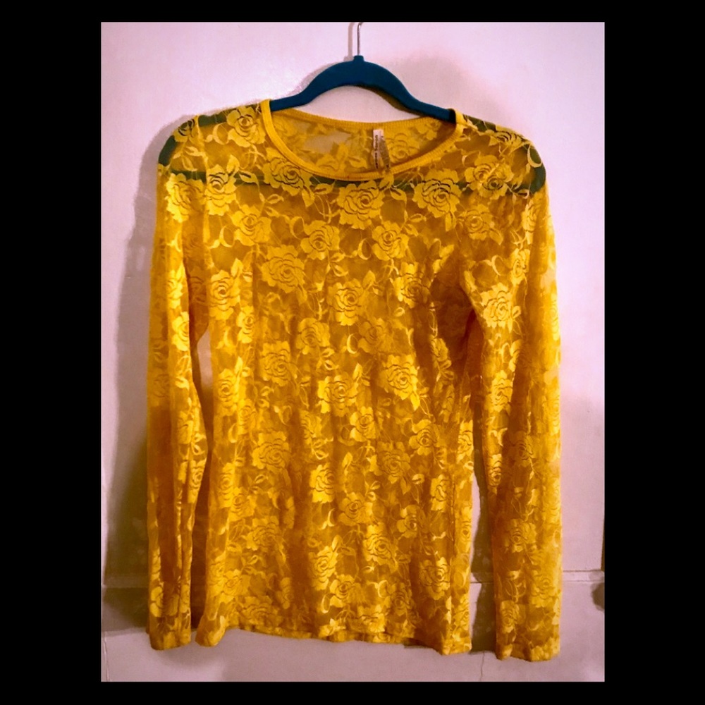 🍁EUC Lovely lace long sleeve shirt🍁